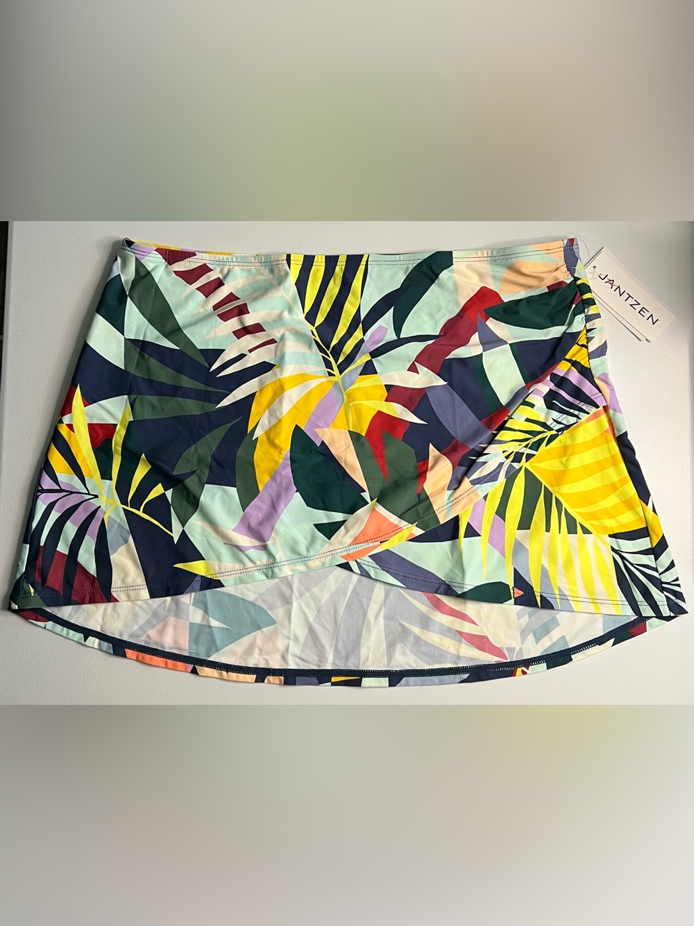 NWT Jantzen Multi-Color Tropical Leaf Swim Skirt Cover-Up